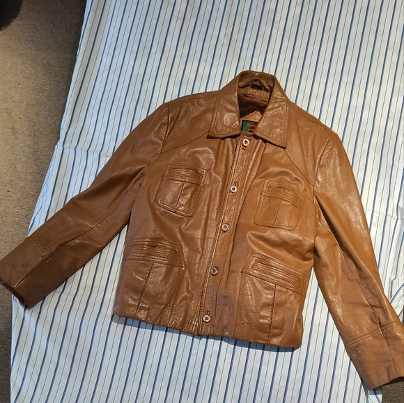1 "IDEAL" brand Men's Large rust leather overcoat. - Picture 3 of 11
